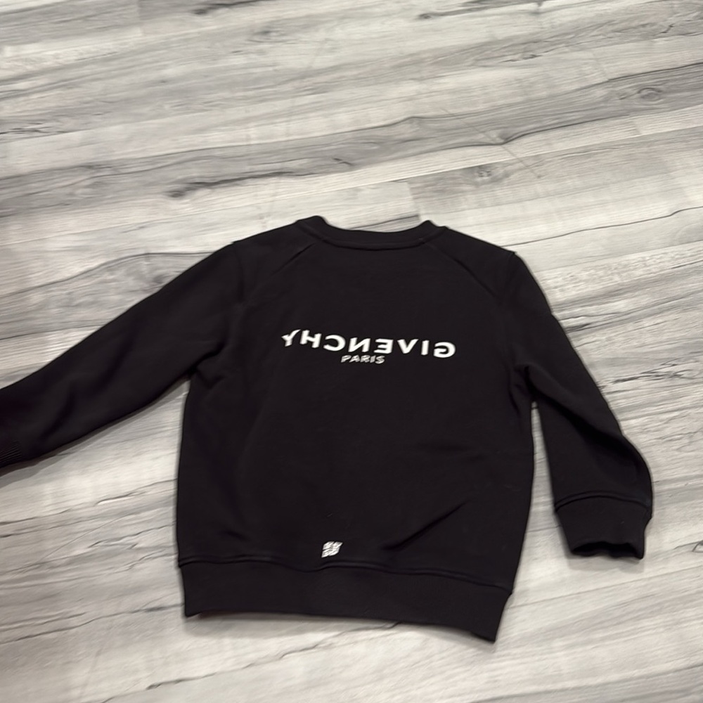 Givenchy Sweater - Picture 3 of 3